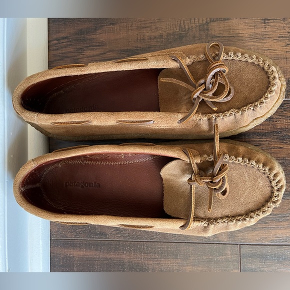 Patagonia leather moccasins - Picture 2 of 5